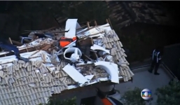 Clip: Trực thăng rơi vào nhà dân, 4 người chết